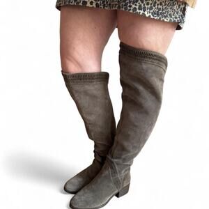 Grey suede knee high boots Vince camuto